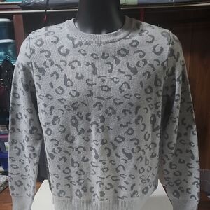 Gray Leopard Print Long Sleeve Sweater